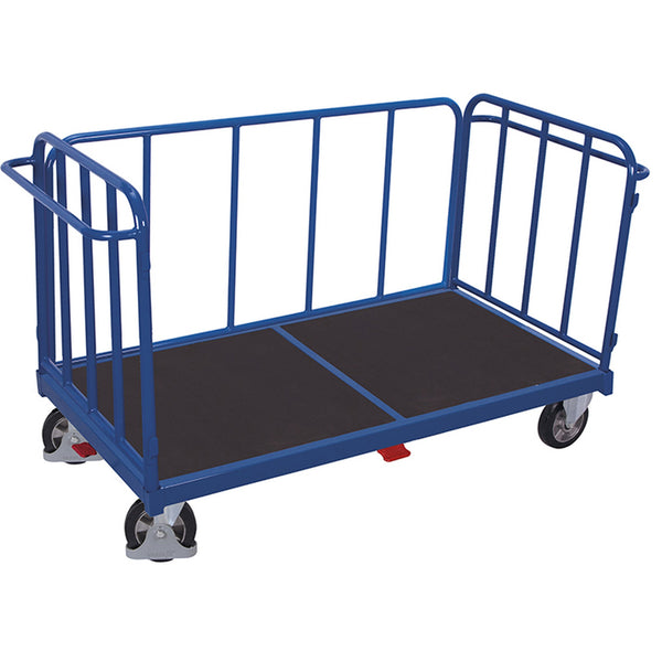 Dreiwandwagen mit senkrechten Streben