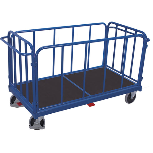Vierwandwagen mit senkrechten Streben